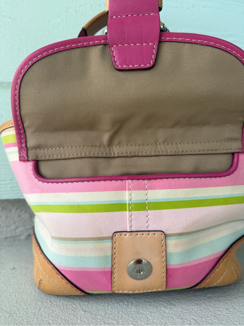 Vintage Coach Hampton Soho Stripe Satchel Style 1888 Pastel Pink Canvas Leather - Picture 2 of 7